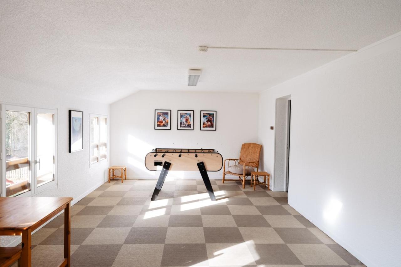 La Donaclaudre - Hebergement De Groupe En Pleine Nature, Ideal Pour Tous Vos Sejours ! 63 Couchages - 2 Grandes Salles - Salle De Jeux - Cuisine Professionnelle - Accessible Facilement - Localisation Attractive -Proche Paris & Disney Saint-Augustin  Esterno foto