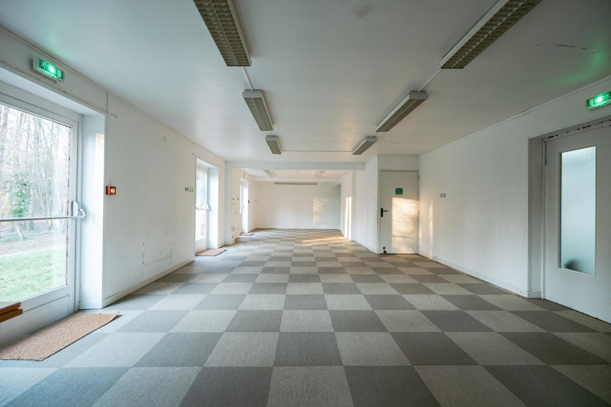 La Donaclaudre - Hebergement De Groupe En Pleine Nature, Ideal Pour Tous Vos Sejours ! 63 Couchages - 2 Grandes Salles - Salle De Jeux - Cuisine Professionnelle - Accessible Facilement - Localisation Attractive -Proche Paris & Disney Saint-Augustin  Esterno foto