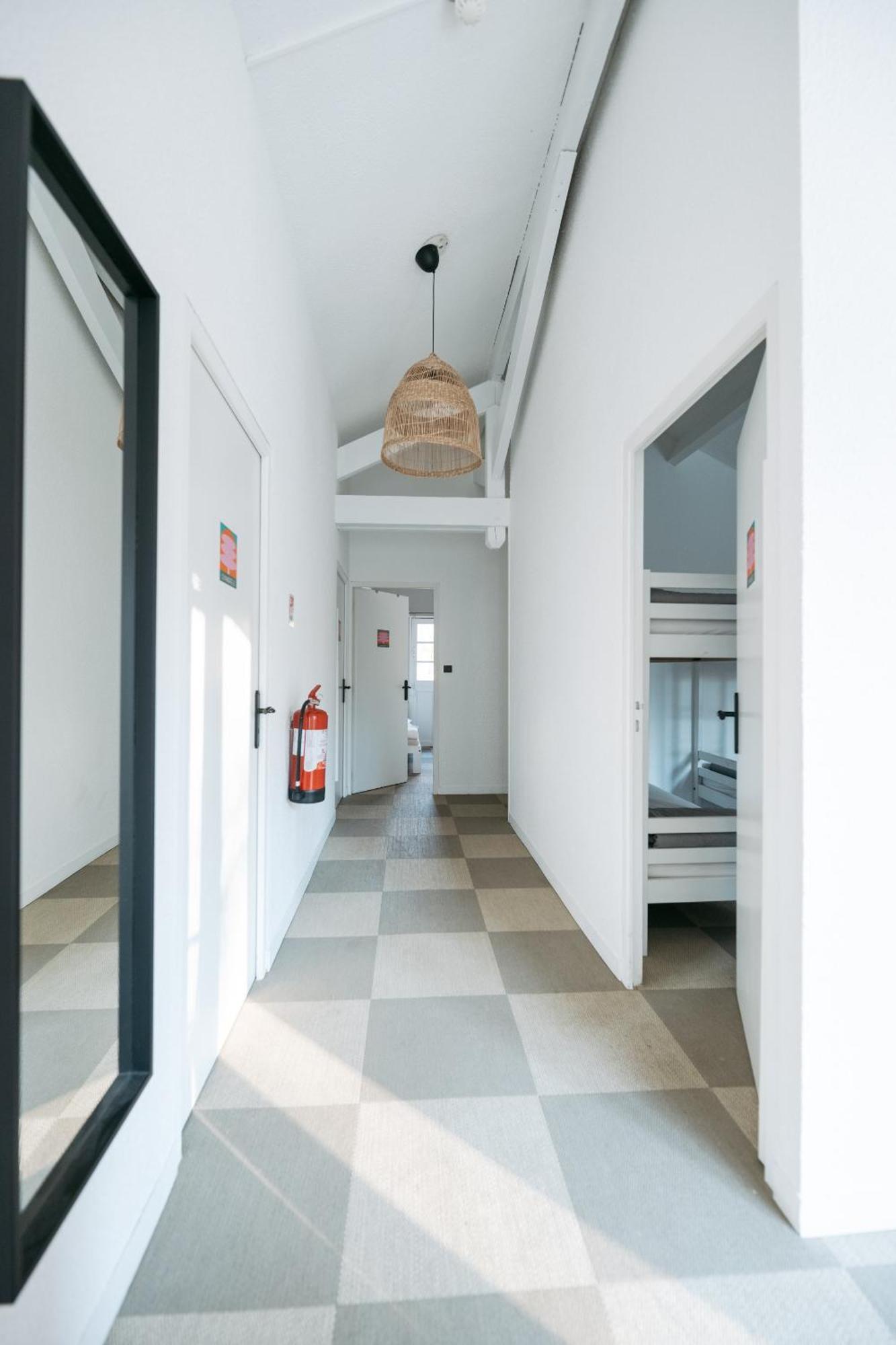 La Donaclaudre - Hebergement De Groupe En Pleine Nature, Ideal Pour Tous Vos Sejours ! 63 Couchages - 2 Grandes Salles - Salle De Jeux - Cuisine Professionnelle - Accessible Facilement - Localisation Attractive -Proche Paris & Disney Saint-Augustin  Esterno foto
