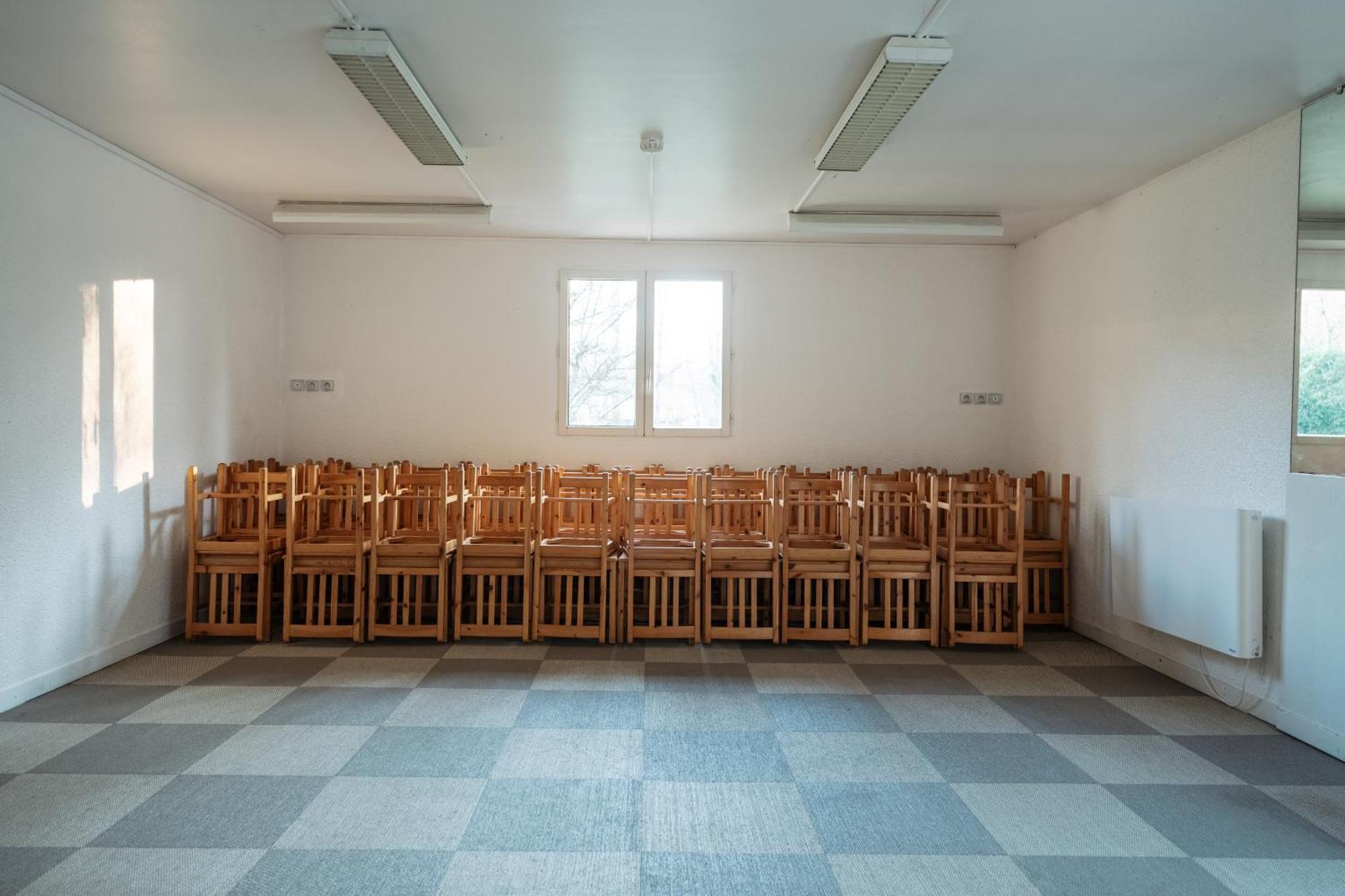 La Donaclaudre - Hebergement De Groupe En Pleine Nature, Ideal Pour Tous Vos Sejours ! 63 Couchages - 2 Grandes Salles - Salle De Jeux - Cuisine Professionnelle - Accessible Facilement - Localisation Attractive -Proche Paris & Disney Saint-Augustin  Esterno foto
