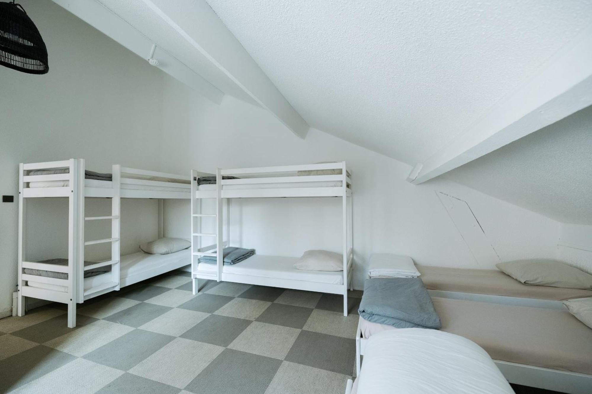 La Donaclaudre - Hebergement De Groupe En Pleine Nature, Ideal Pour Tous Vos Sejours ! 63 Couchages - 2 Grandes Salles - Salle De Jeux - Cuisine Professionnelle - Accessible Facilement - Localisation Attractive -Proche Paris & Disney Saint-Augustin  Esterno foto