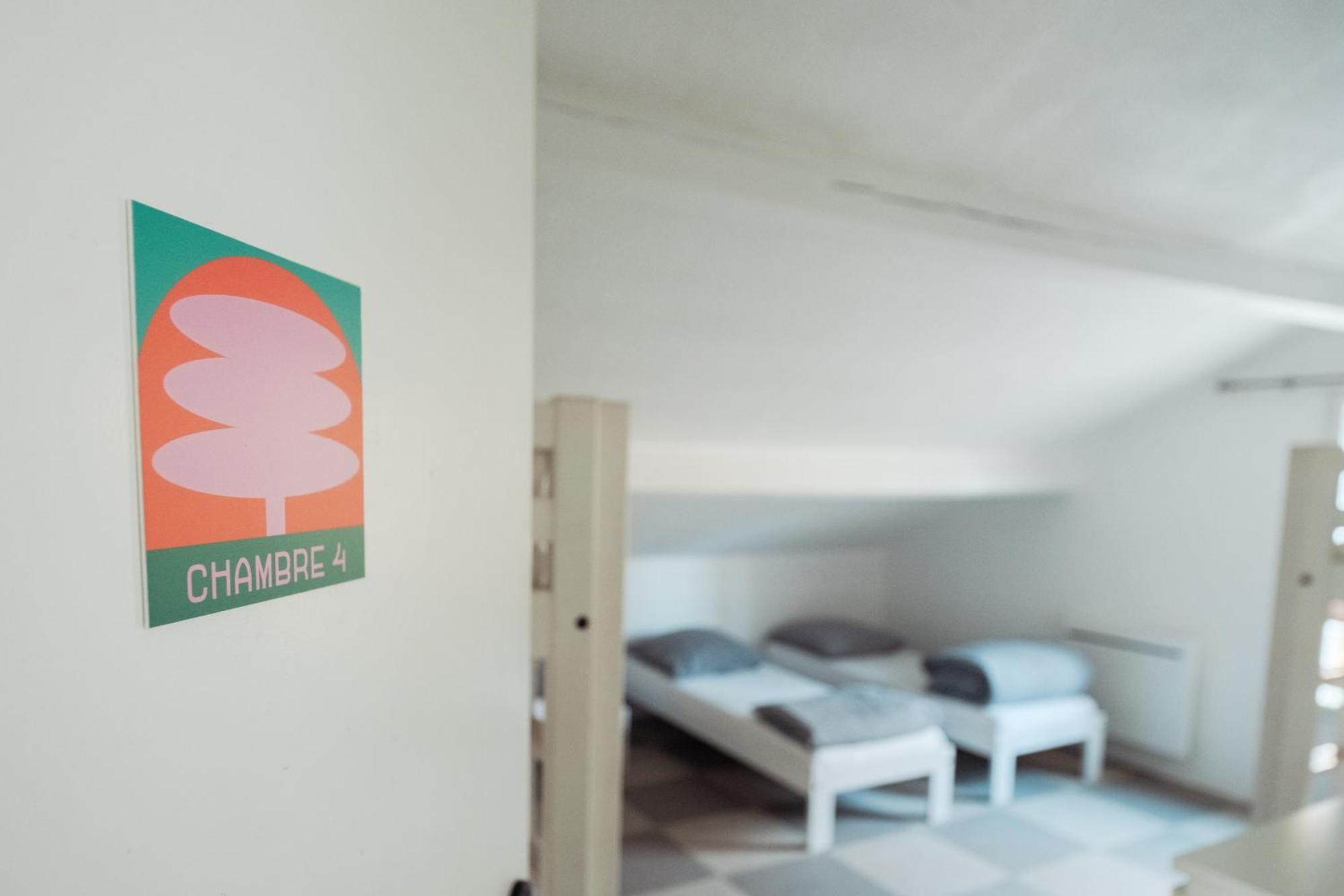La Donaclaudre - Hebergement De Groupe En Pleine Nature, Ideal Pour Tous Vos Sejours ! 63 Couchages - 2 Grandes Salles - Salle De Jeux - Cuisine Professionnelle - Accessible Facilement - Localisation Attractive -Proche Paris & Disney Saint-Augustin  Esterno foto